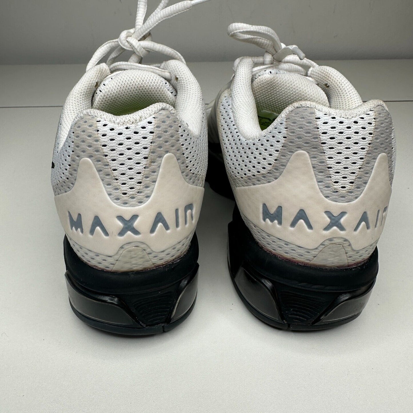 Nike Cream White Black Gray Tailwind 7 Max Air Womens Running Sneakers Size 9