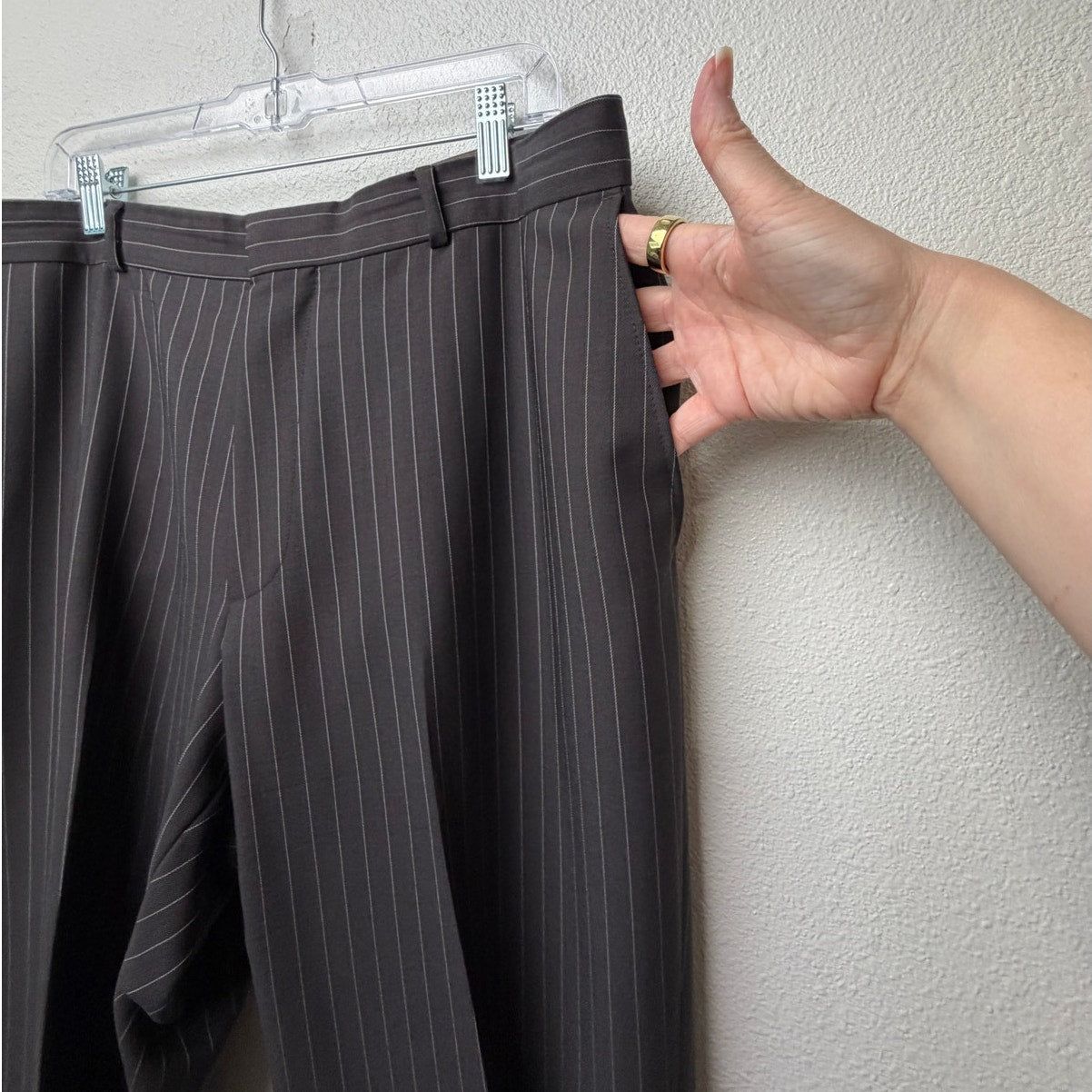 Hugo Boss Black Pinstripe Wool Mohair 2 Pc Suit Men’s 46R