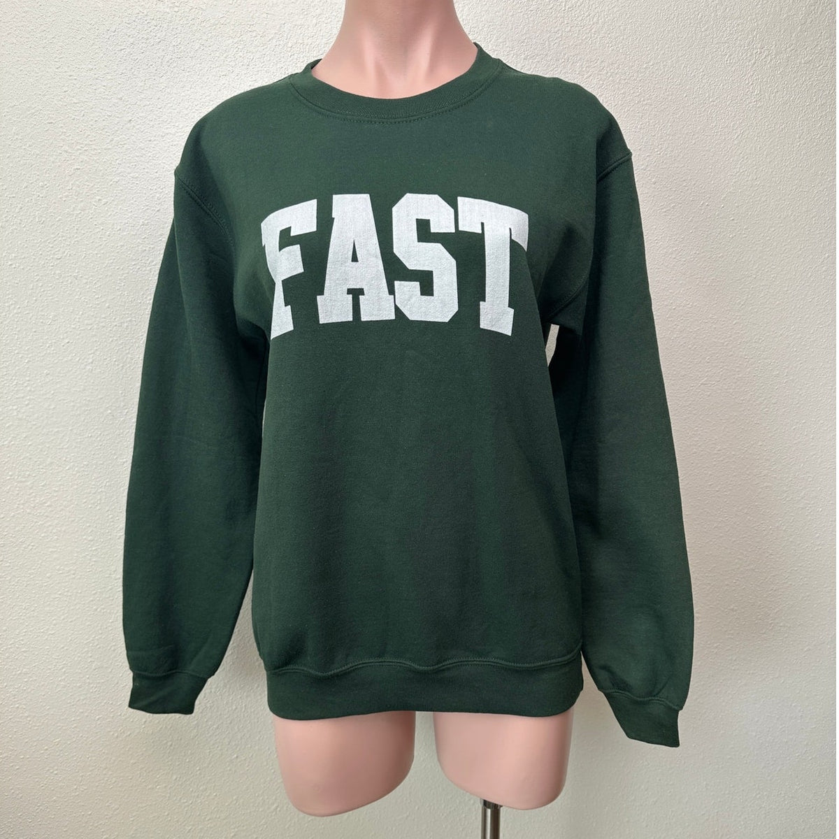 Gildan Green FAST Graphic Crewneck Sweatshirt US S