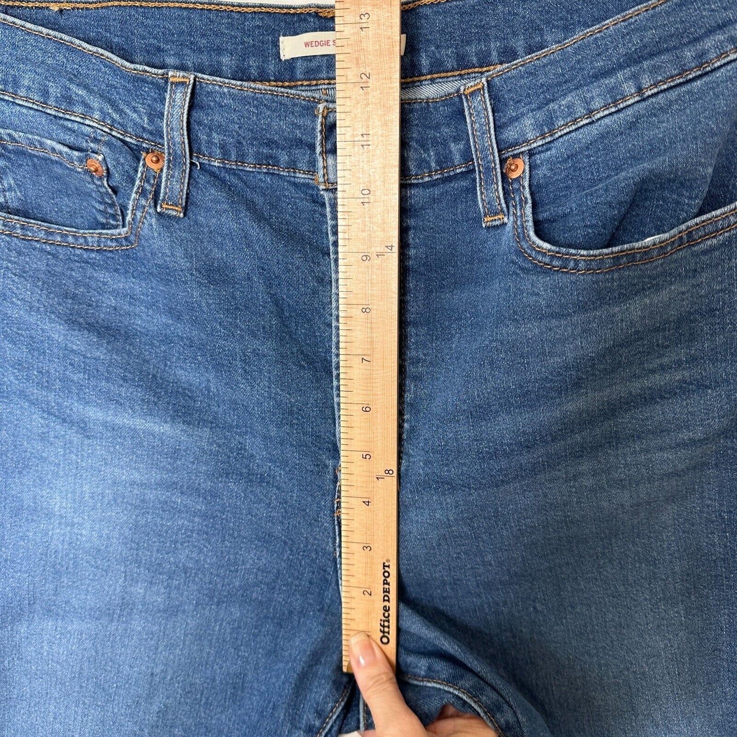 Levi's Medium Blue Wash Wedgie Skinny High Rise Button Fly Jean Size 32