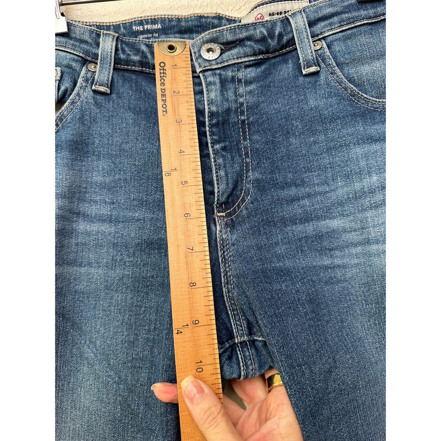 AG women’s The Prima cigarette leg jeans medium wash raw cuffed hem US 32R
