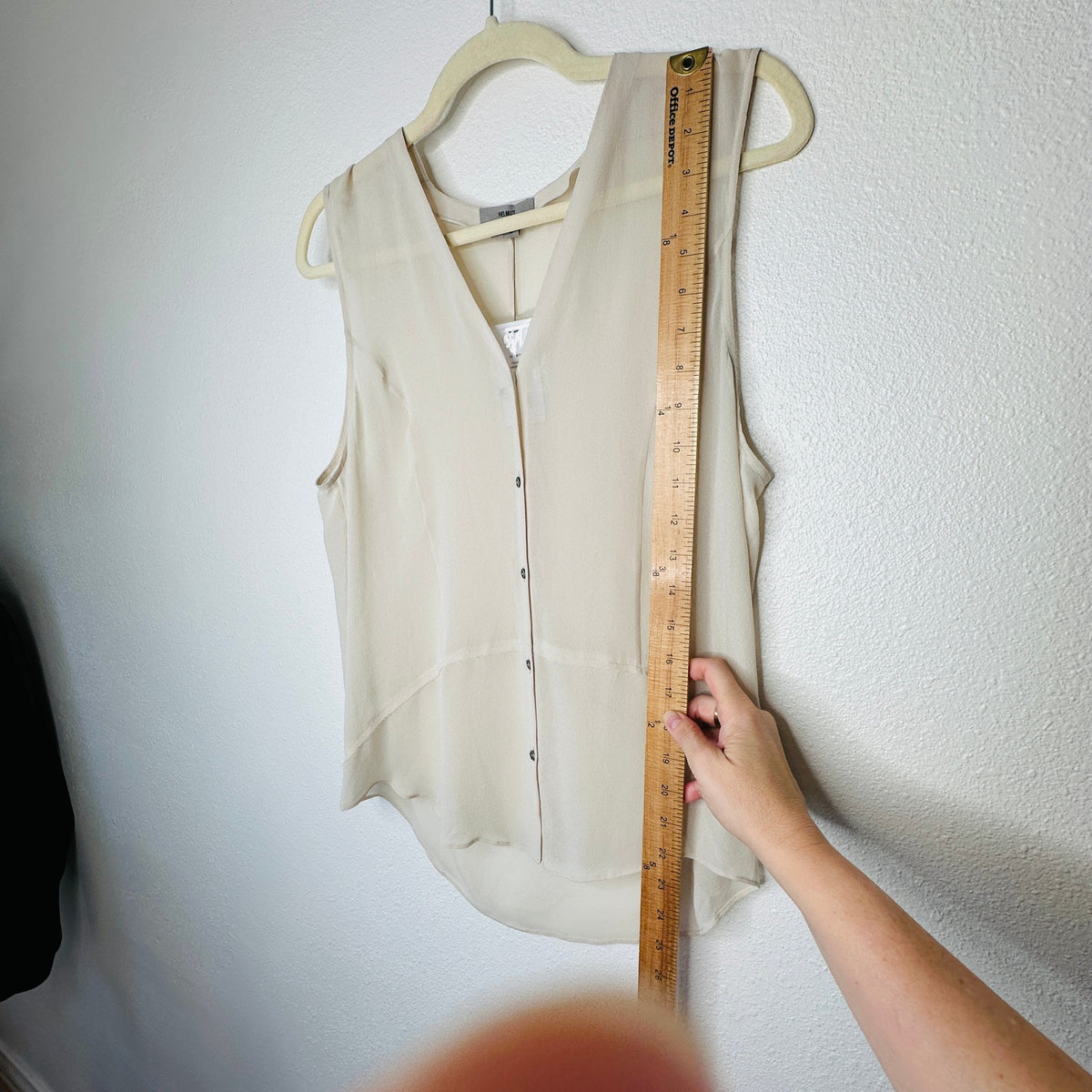 NWT Helmut Ghost 100% Sheer Silk in Salt V-Neck Sleeveless Blouse L