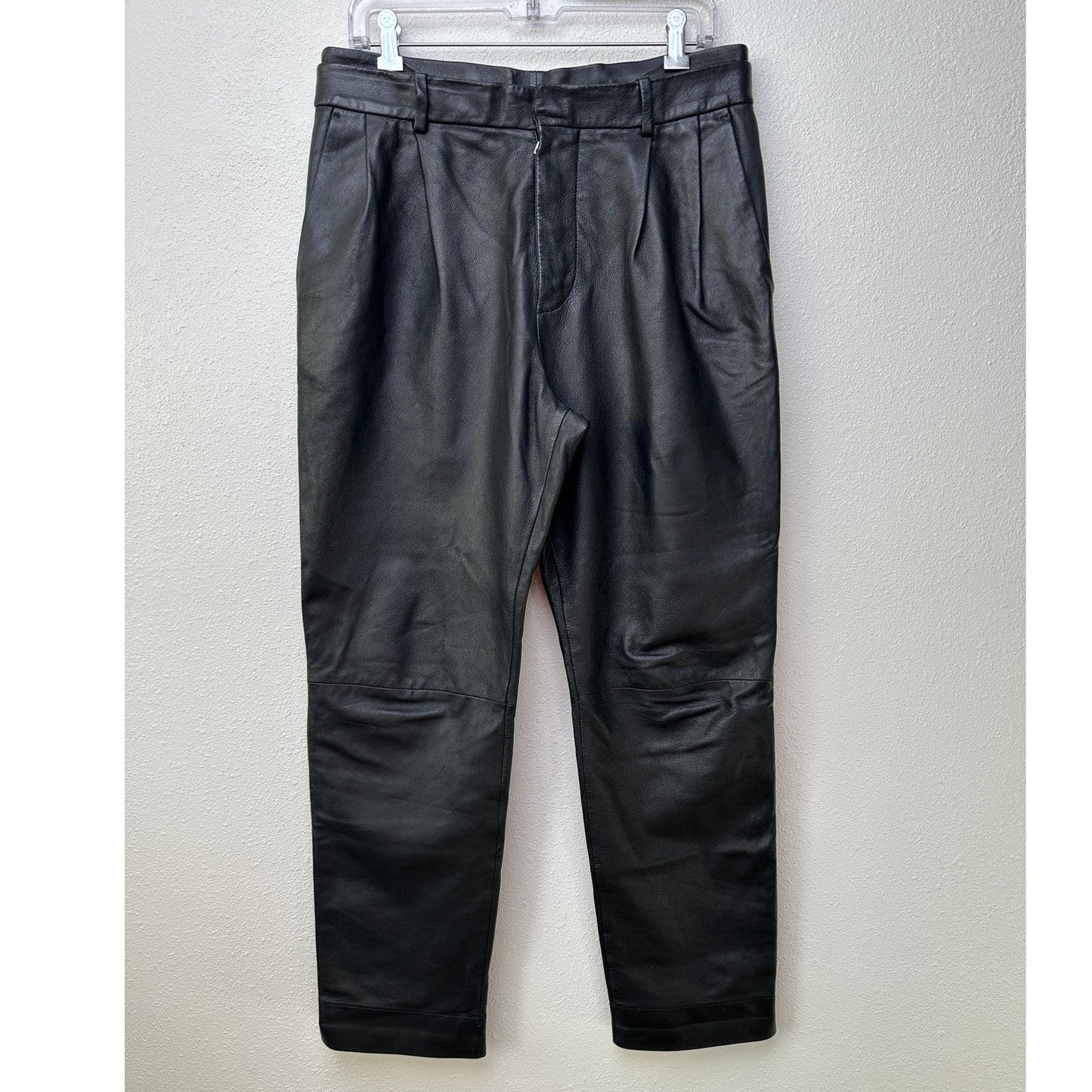 Alexander McQueen Black Leather Pleated Pants Men's US 32