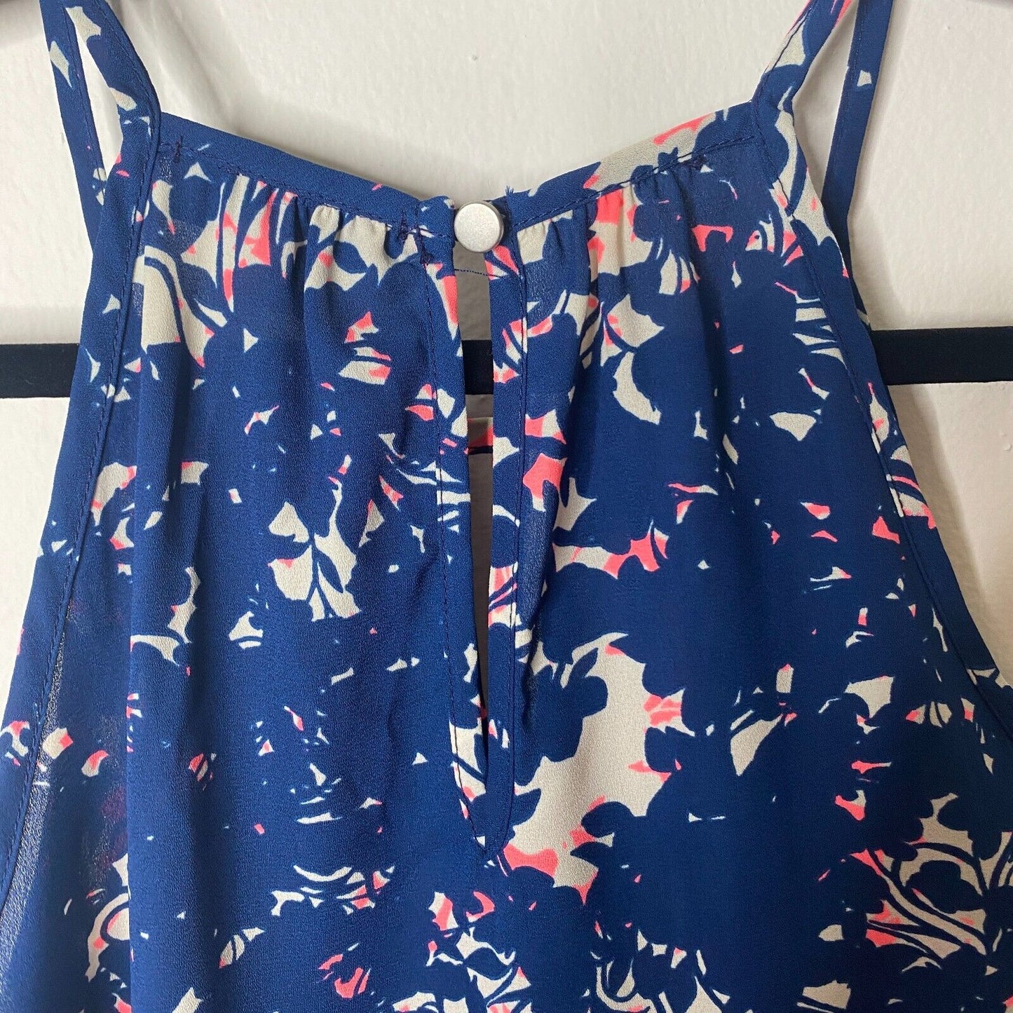 Allison Joy Cassidy Tank Navy Pink Keyhole VNeck Sleeveless Back Button XS