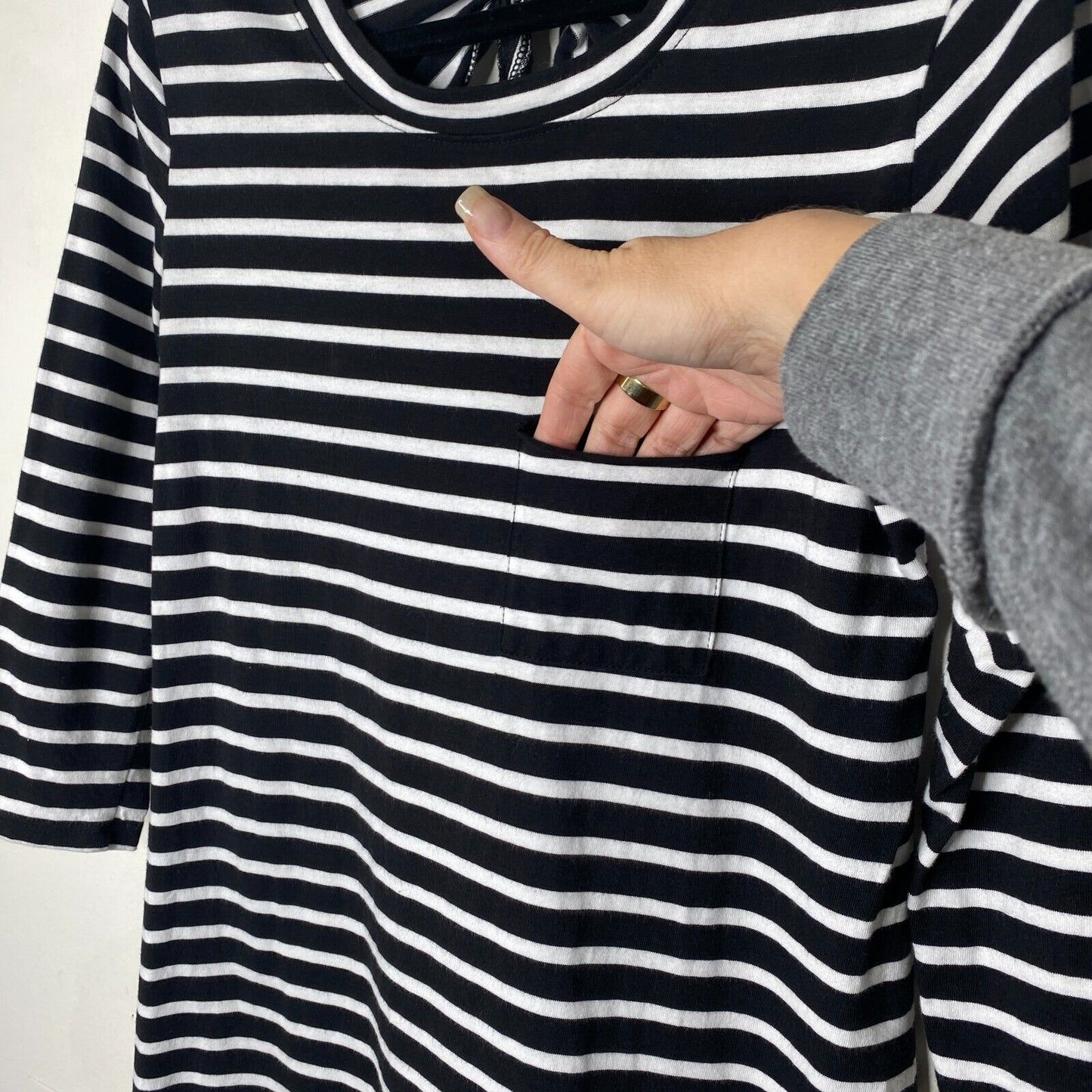 Evereve Sanctuary 3/4 Sleeve Black & White Stripe Open Back Tie Neck Dress XS