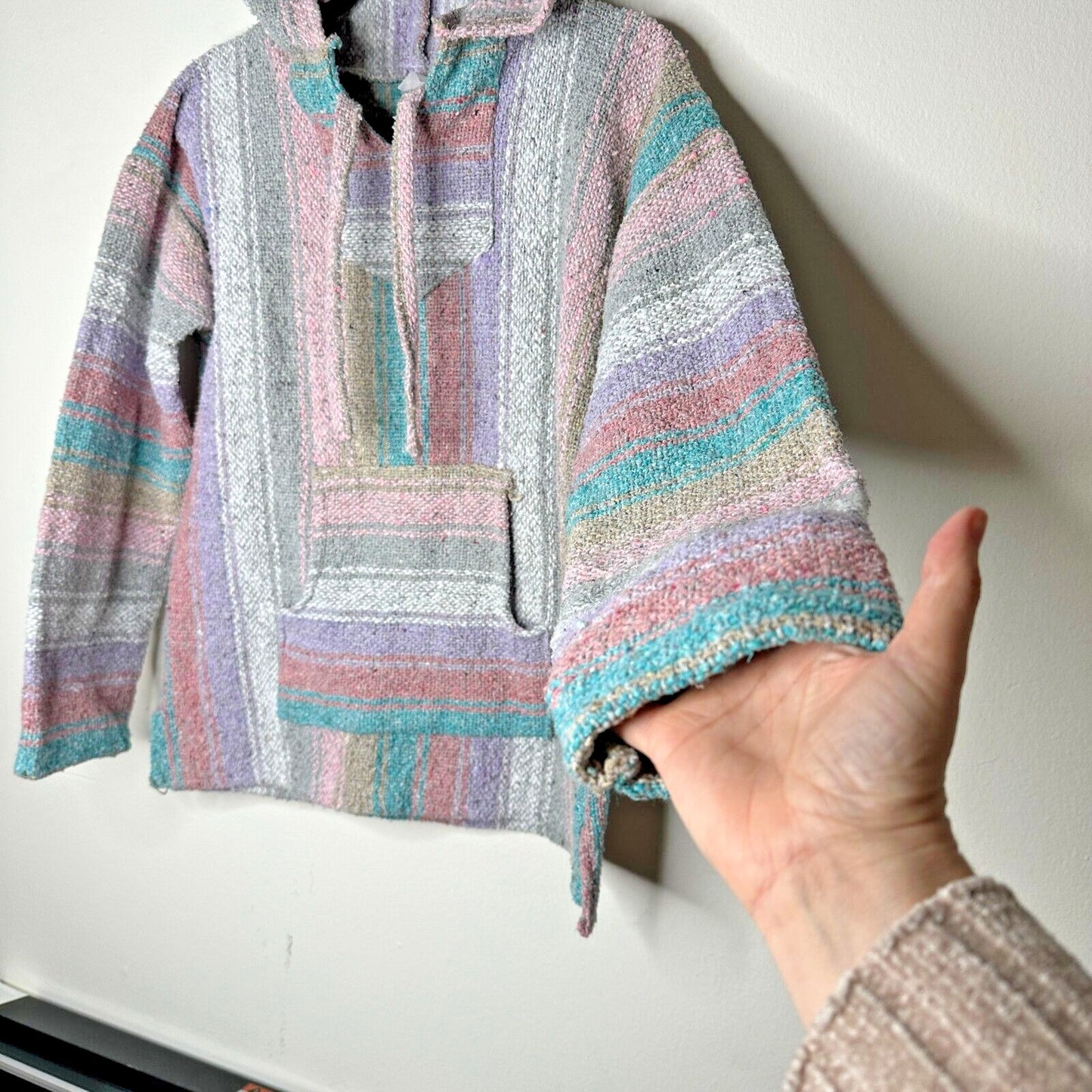 San Jose Pink Aqua Stripe Pullover Long Sleeve Blanket Front Pocket Hoodie L