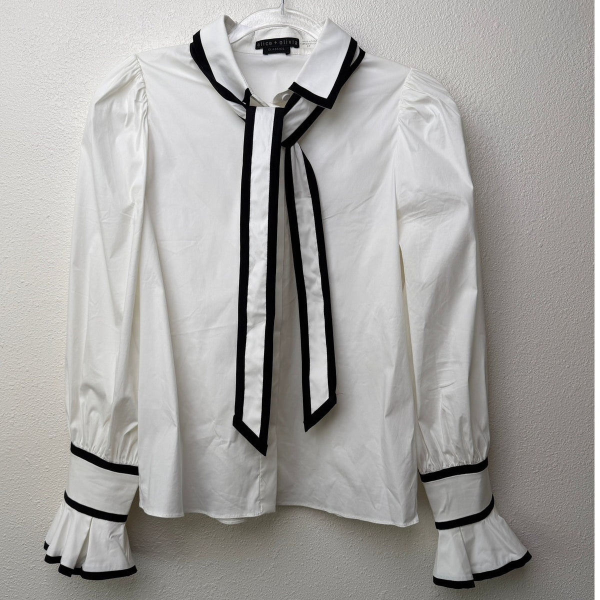 Alice + Olivia White Black Bow Tie Blouse Women S