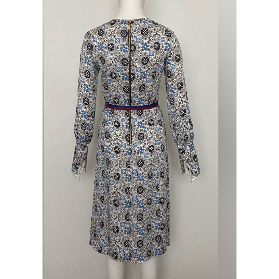 Louis Vuitton Silk Belted Print Midi Dress Runway White Black Blue 42 / 10