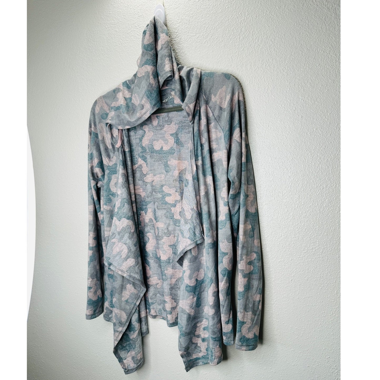 Jacqueline Intimates Blue Teal Pink Camo Hooded Sweater Top L