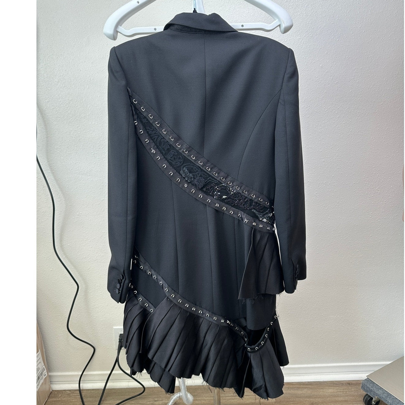 Alexander McQueen FW19 Runway Black Blazer Pleated Lace Jacket Dress L