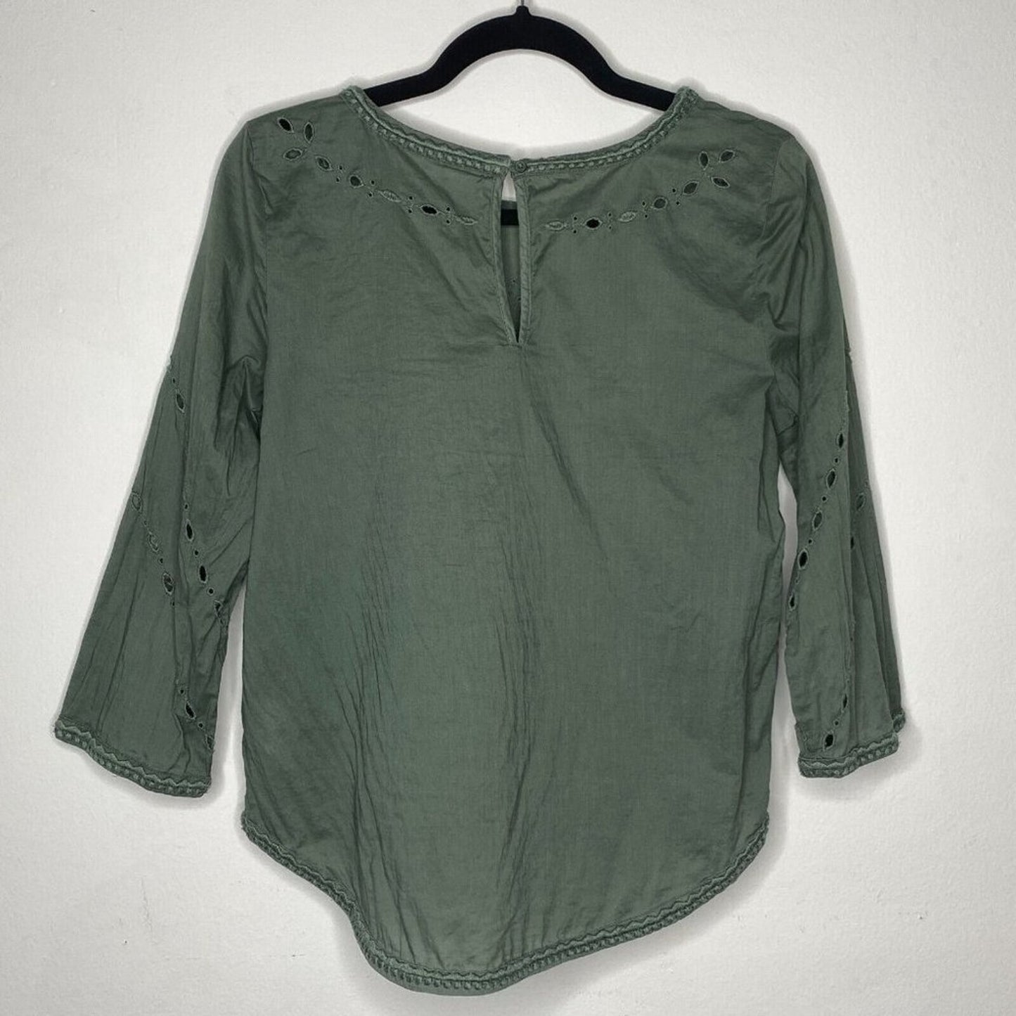 Gap Olive Green Embroidered Eyelet 3/4 Sleeve Crew Neck Blouse Top XS