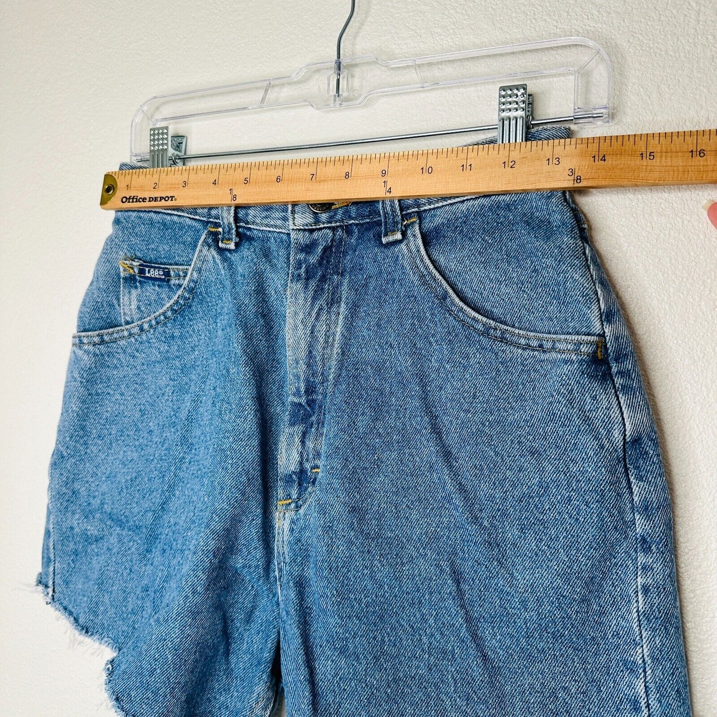 Lee Light Medium Blue Wash High Waist Raw Hem High Rise Jean Shorts 10