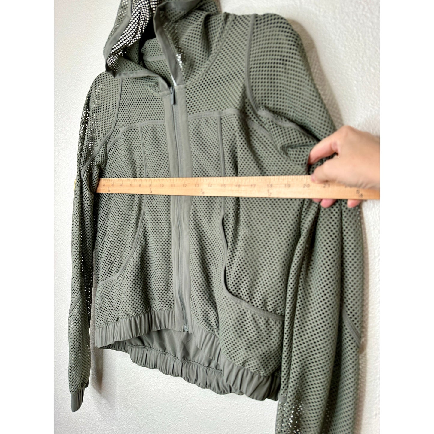 Lululemon Sage Green Relaxed Fit Mesh Hooded Front Zip Jacket 4