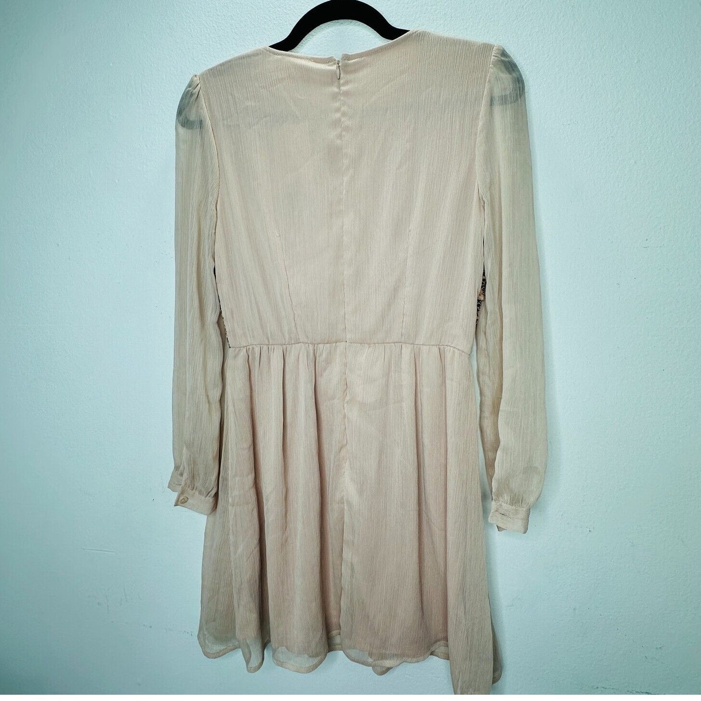 Pins and Needles Rose Tyrie and Black Lace Long Sleeve Lined Gauze Mini Dress 0