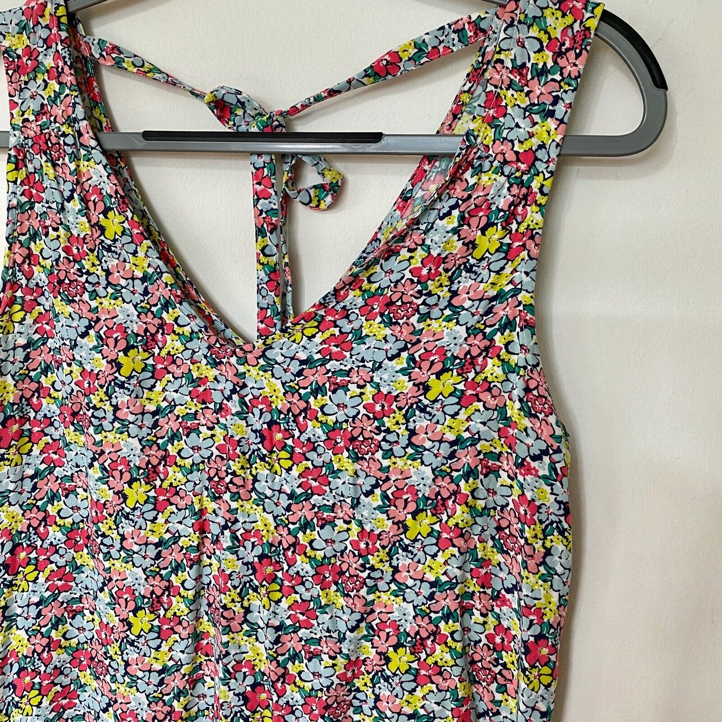 Gap Cute Pink Multi-Color Floral Sleeveless V-Neck Shift Dress Tie Back XS