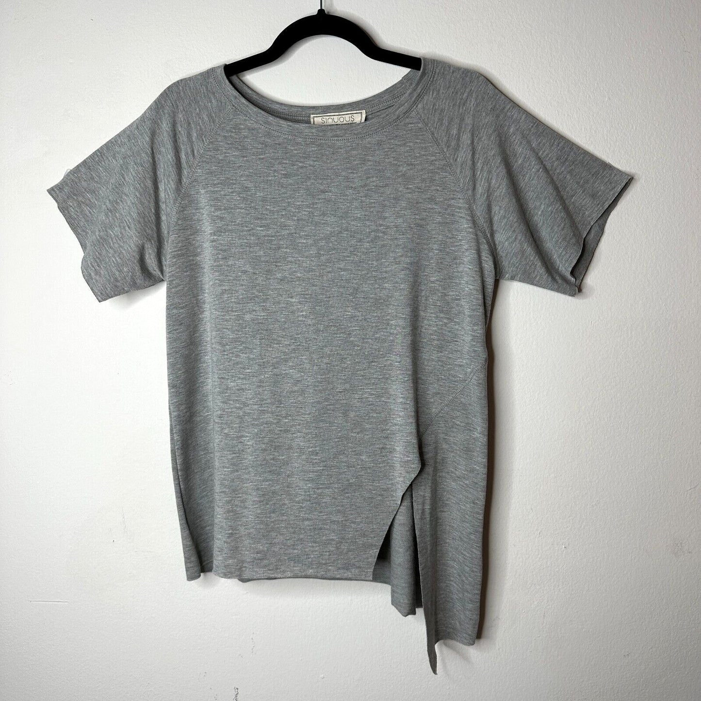 Sinuous Casual Gray Asymmetrical Hem Short Sleeve Relaxed Tee Round Neck Medium