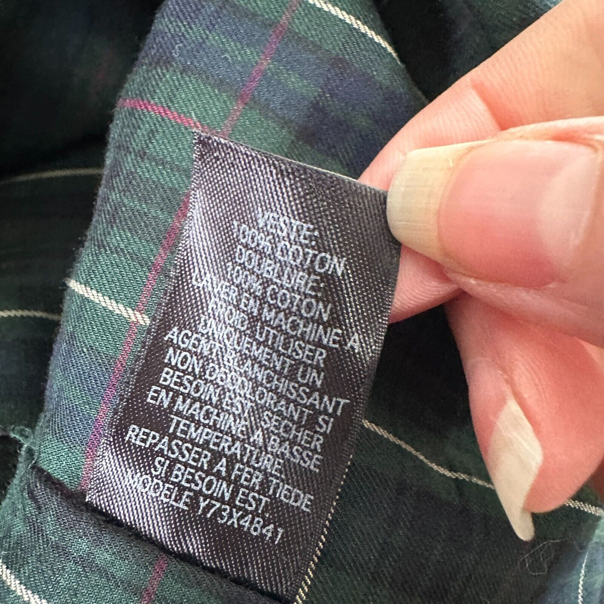 Guess Black Button Down Belted Trench Coat Navy and Green Plaid Interior M