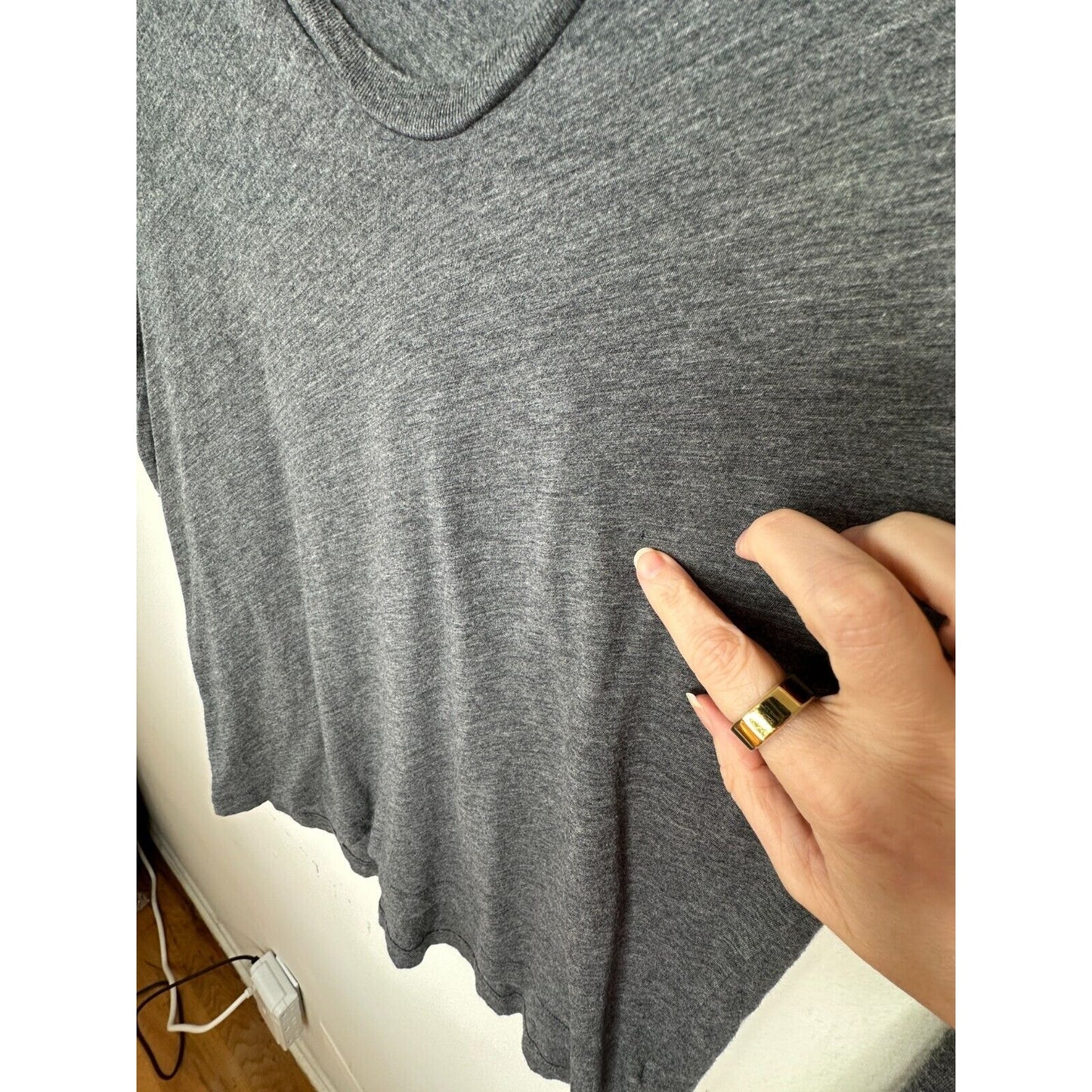 Splendid Dark Heather Gray Light Weight Long Sleeve Deep VNeck Sweater Top Med