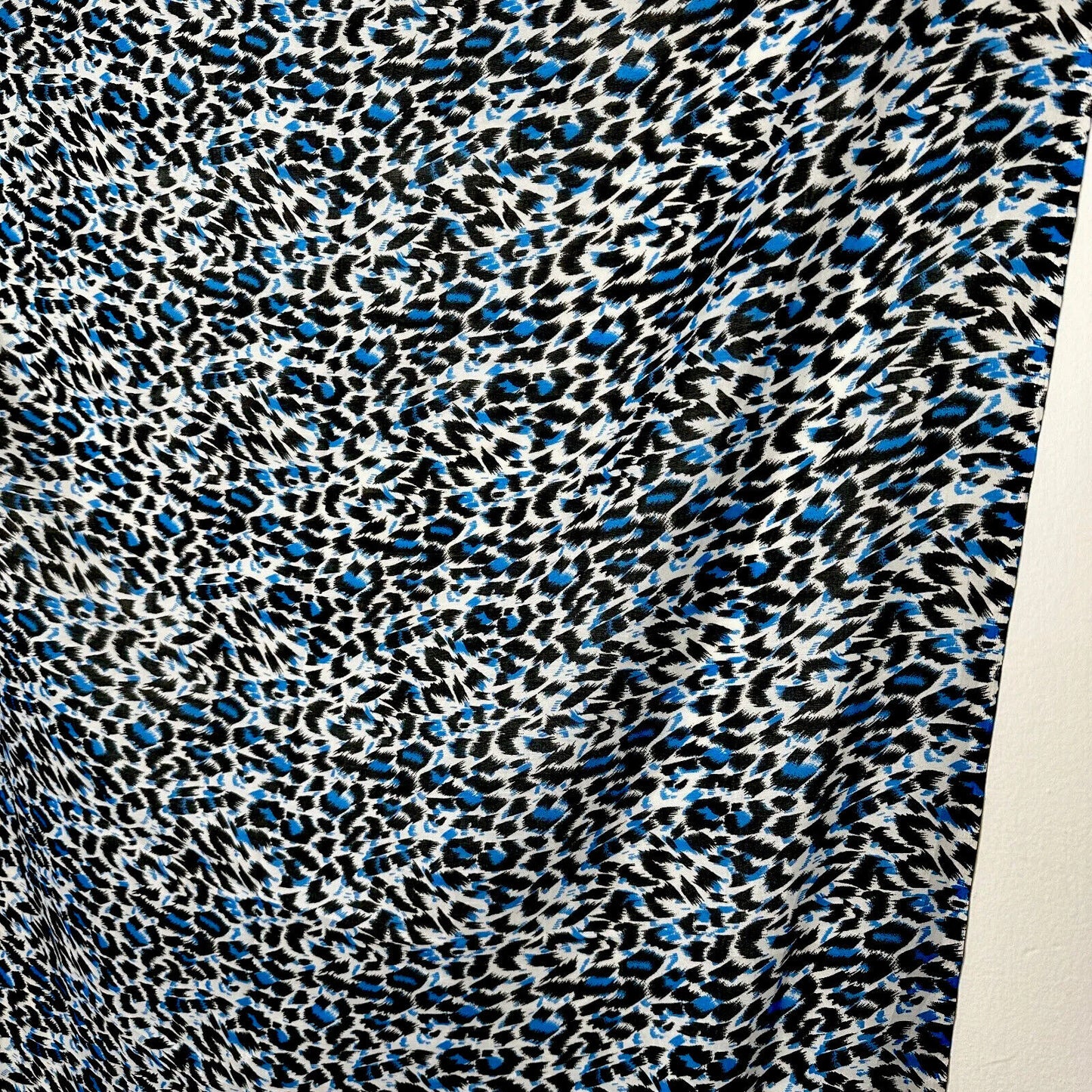India Boutique XL Blue Black & White Animal Print Polyester Shawl Wrap Scarf