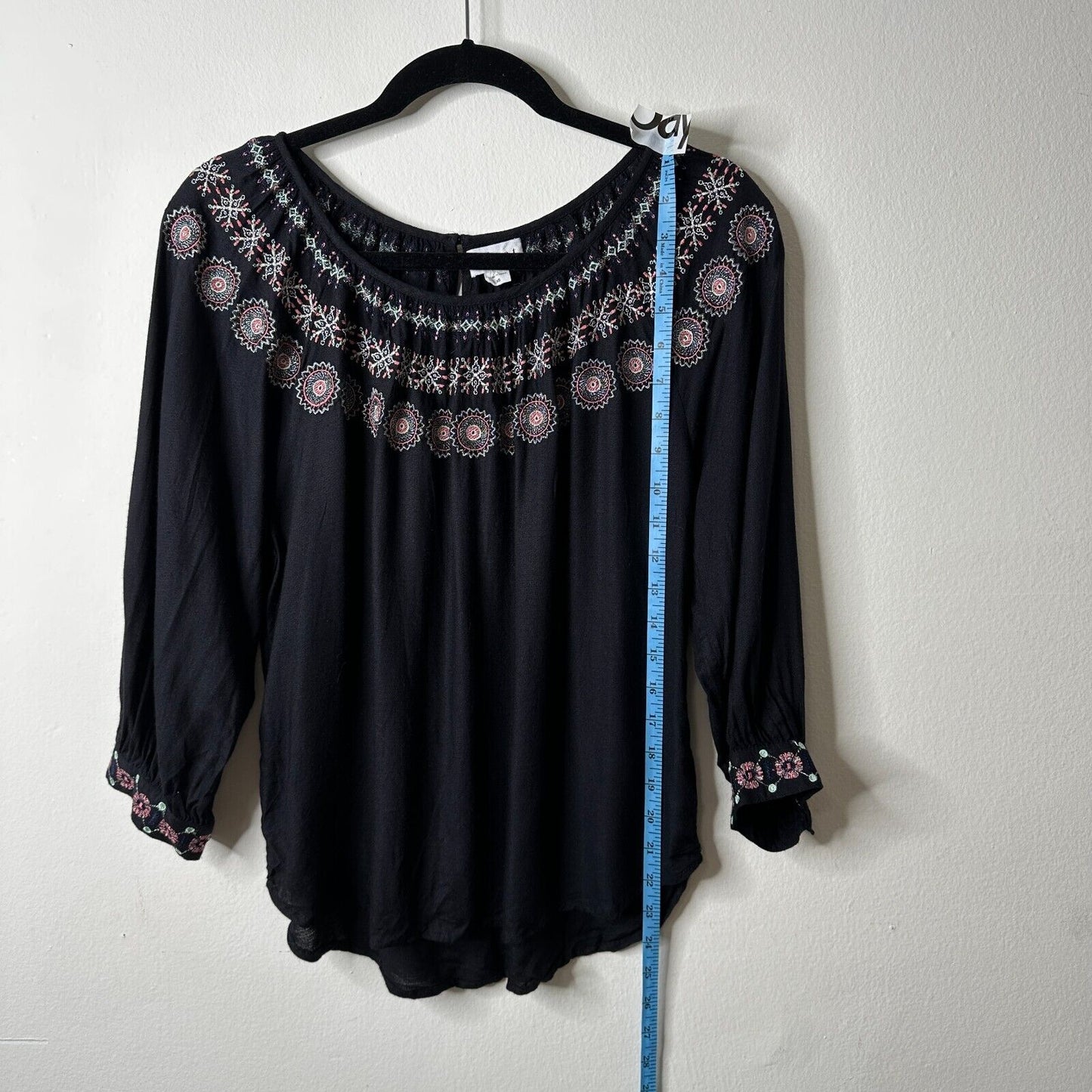 Velvet By Graham & Spencer Eva Black Peasant Top Pastel Embroidered Neck XS