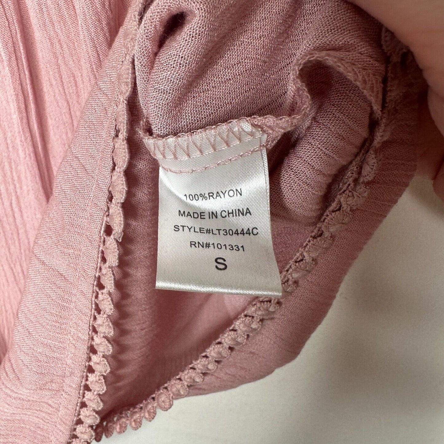 Charlotte Russe Dusty Pink Off Shoulder Eyelet Short Sleeve CropTop Blouse Small