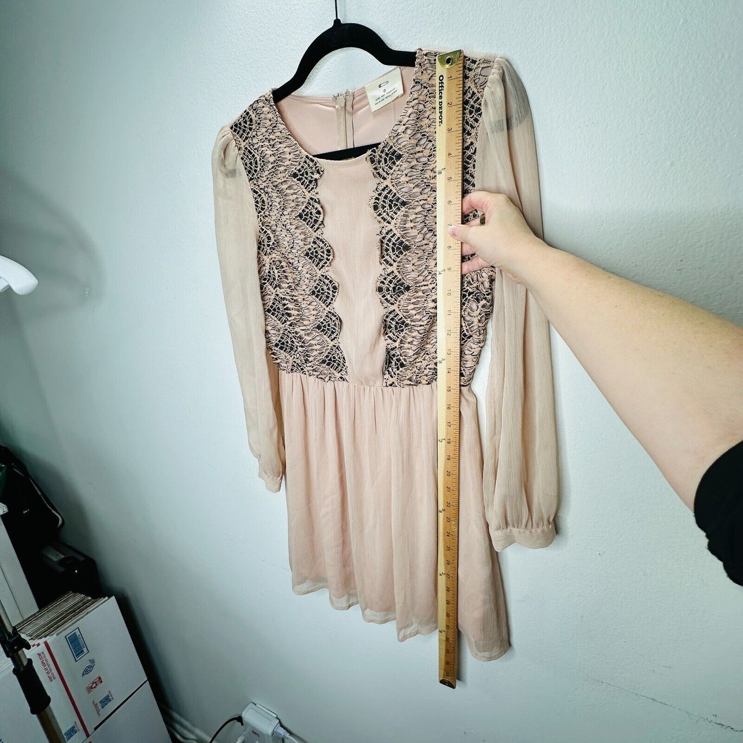 Pins and Needles Rose Tyrie and Black Lace Long Sleeve Lined Gauze Mini Dress 0