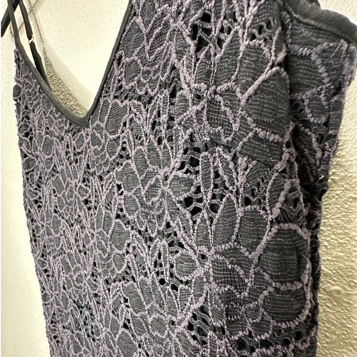 Milo Black & Deep Purple Lace Floral Crochet VNeck Strappy Maxi Dress P