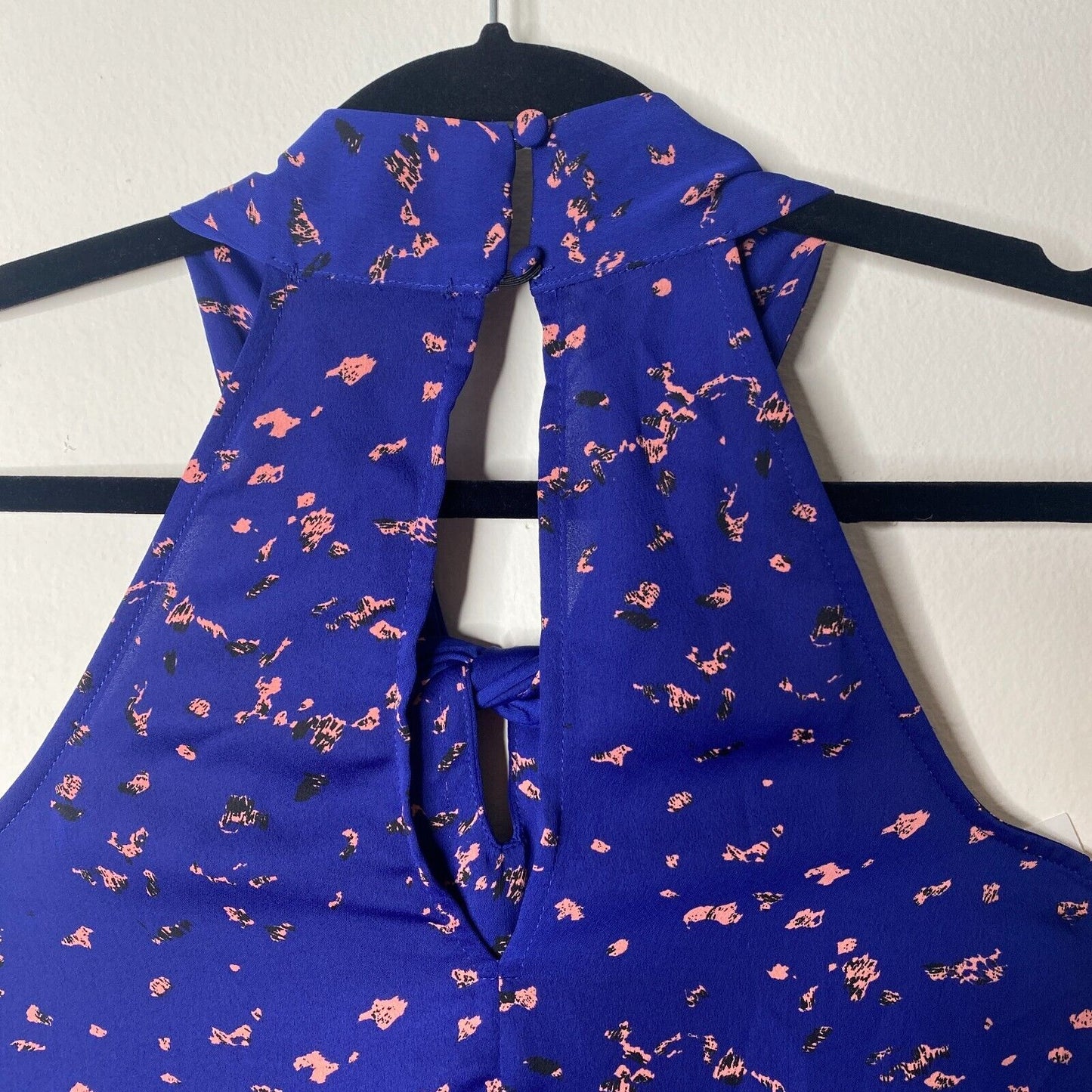 Allison Joy Twist Front Keyhole Halter Back Sleeveless Blue & Peach Tank top XS