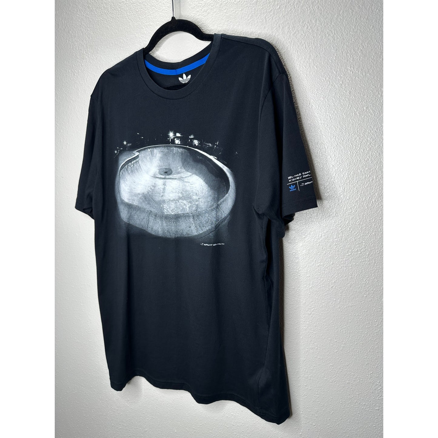 Adidas Black Del Mar Skate Ranch Kidney Pool 1985 Graphic Tee XL