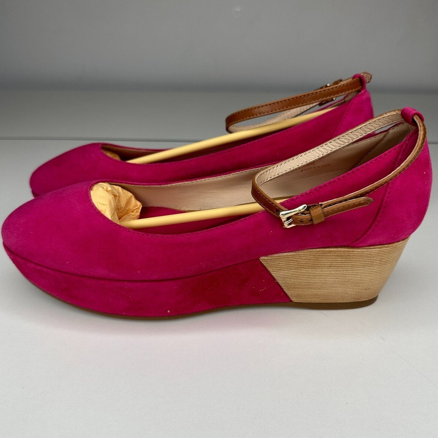 Tod's Deep Pink Suede Ankle Strap Ballerina Style Round Toe Wedge Shoes 38 / 8