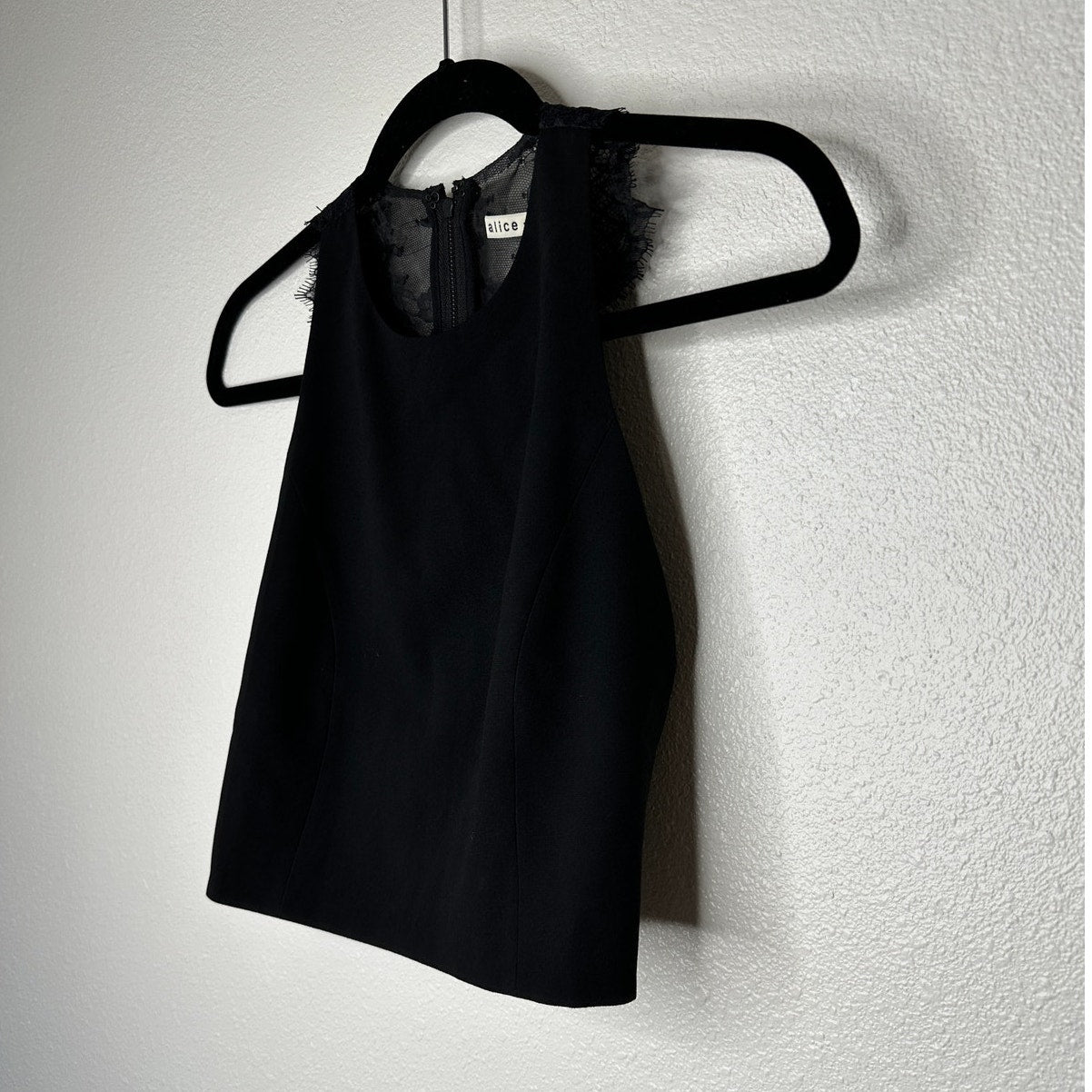 Alice + Olivia Crepe de Chine Black Lace Going Out Crop Top 0