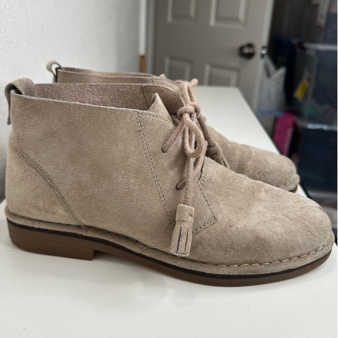 Hush Puppies Cyra Catelyn Beige Suede Chukka Boot 7