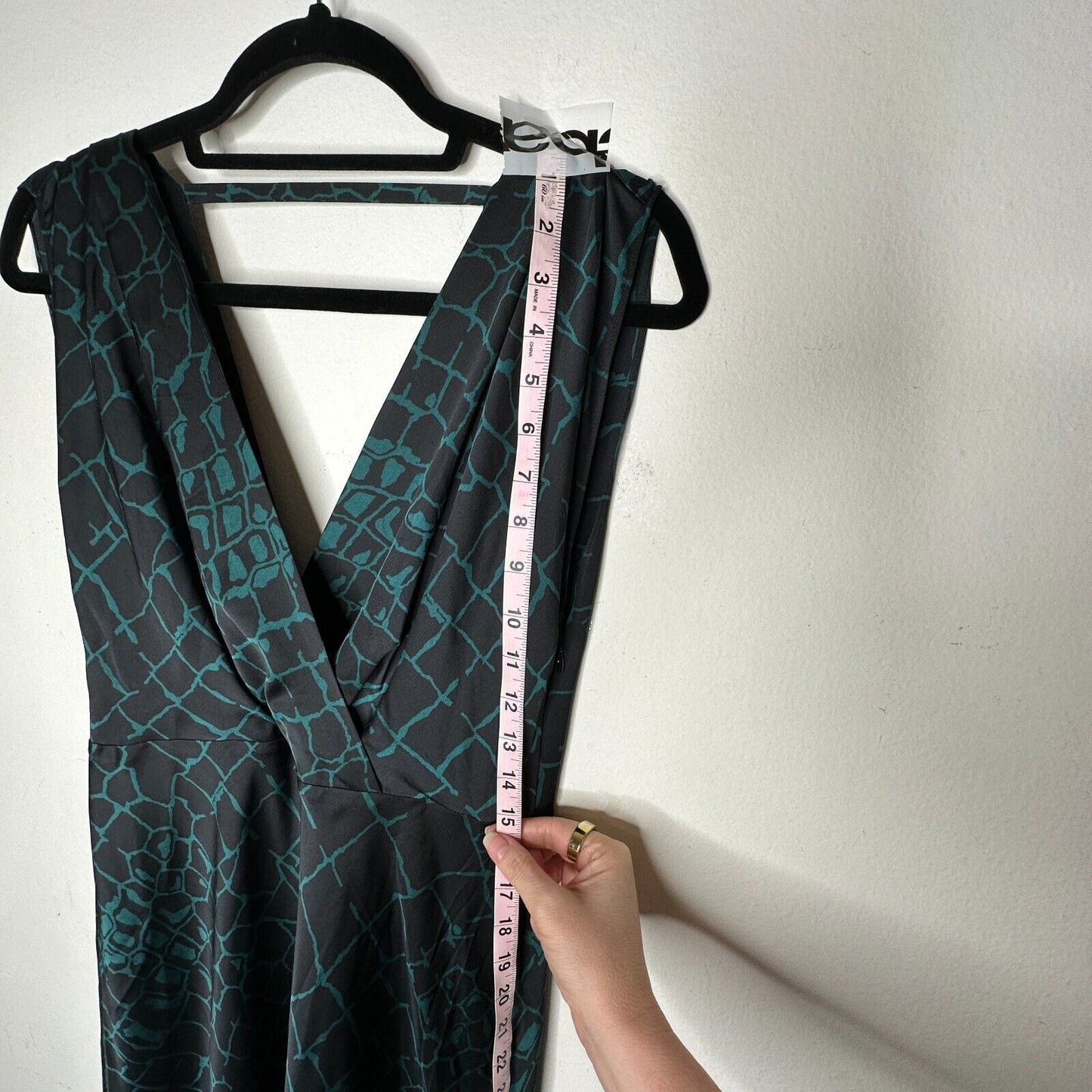 REISS Bebe Black & Green Print Flowy Maxi Sleeveless Deep V-Neck Front & Back 8