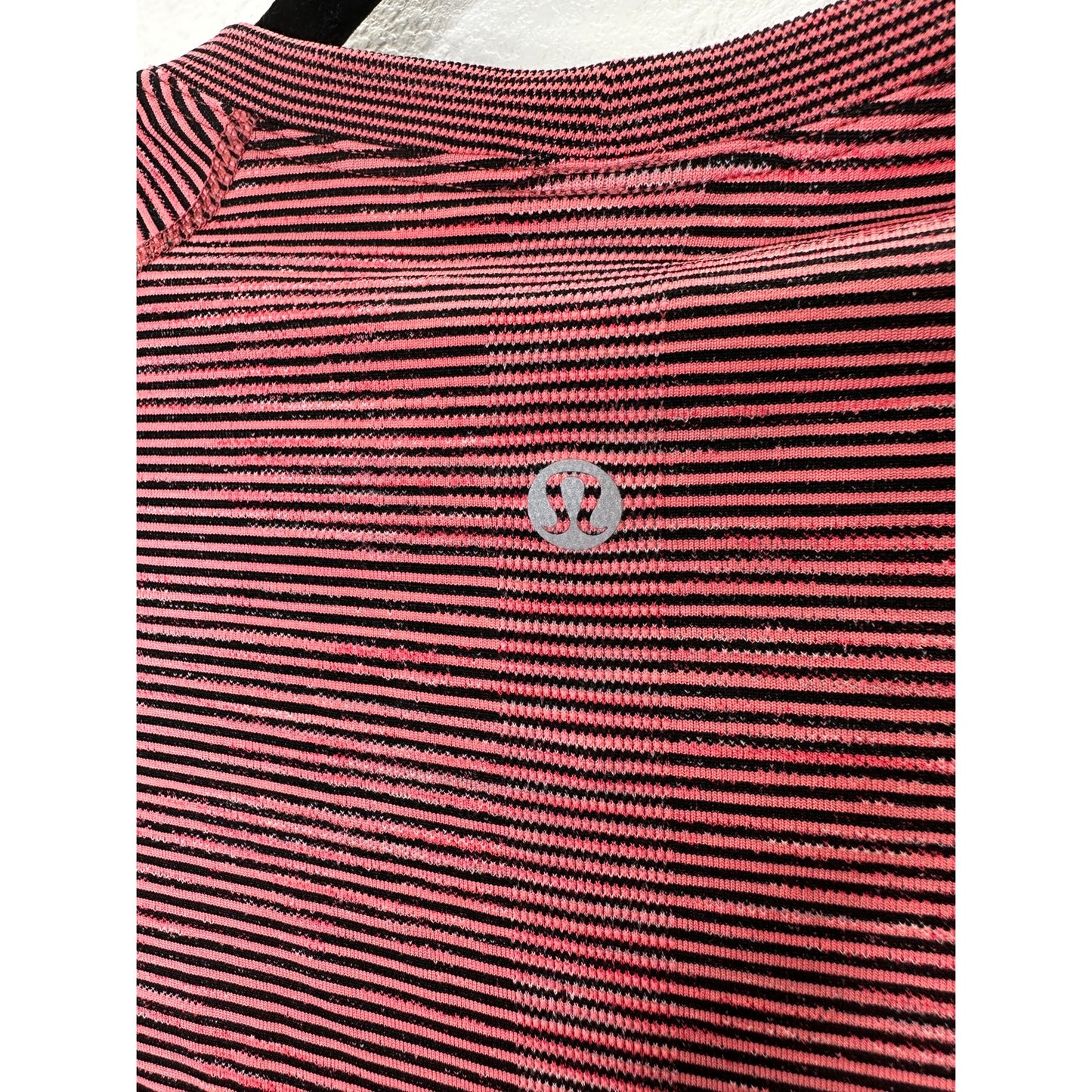 Lululemon Swiftly Tech Long Sleeve 2.0 Race Length Stripe Top 6