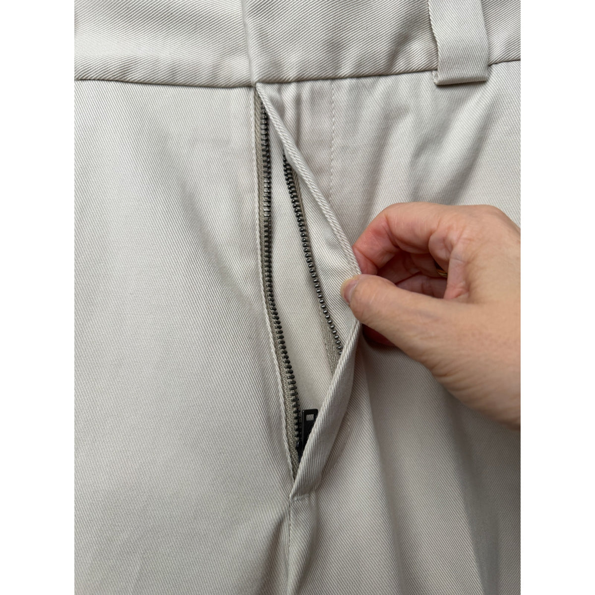 Banana Republic Relaxed Workwear Chino Pants Off White Taupe Men's US 30
