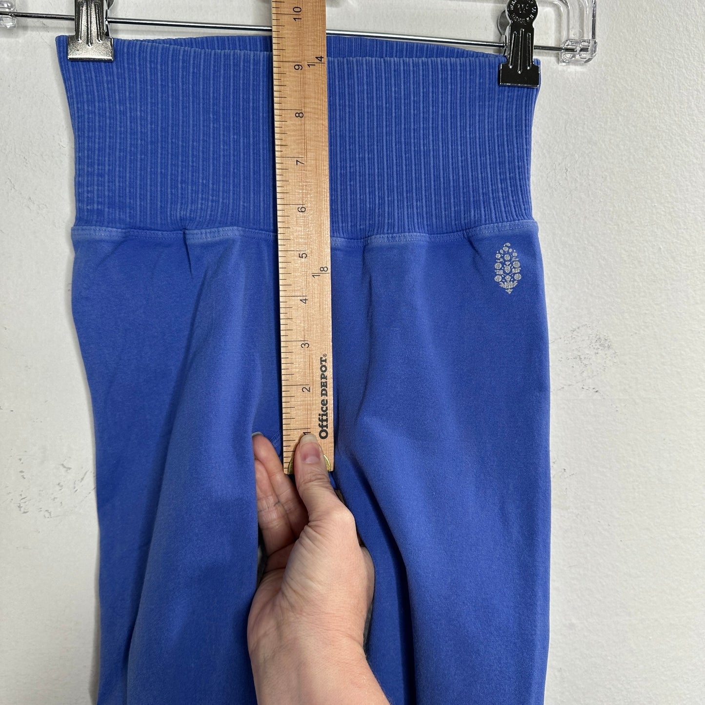 Free Movement Bluish Purple Yoga Pants With Mesh Leg Design