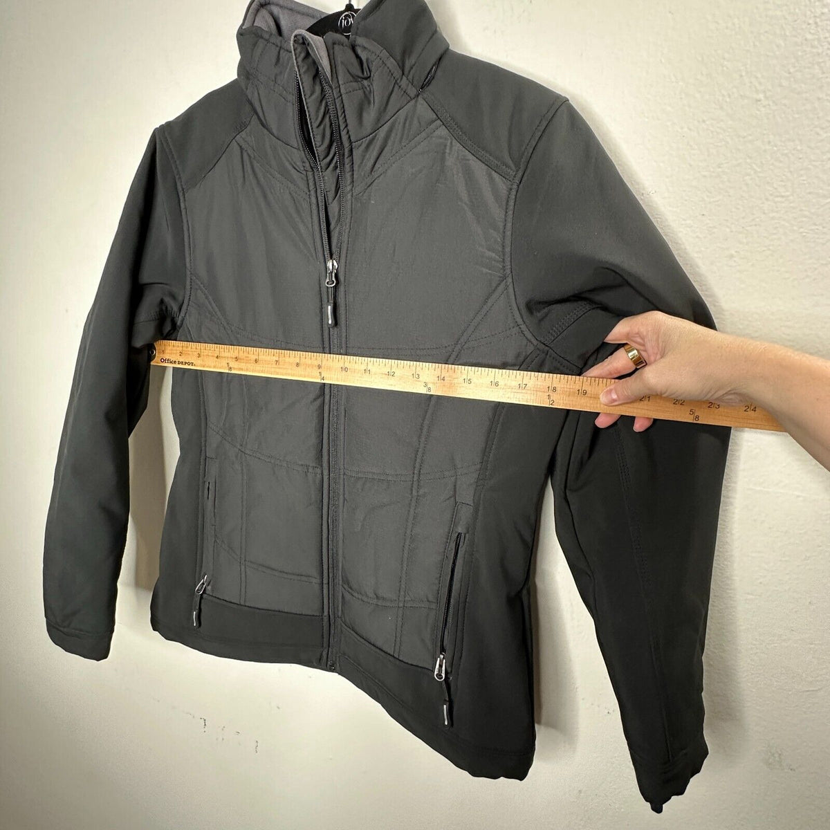 North End Sports Weather Technology Black High Collar Zip Jacket & Pockets S