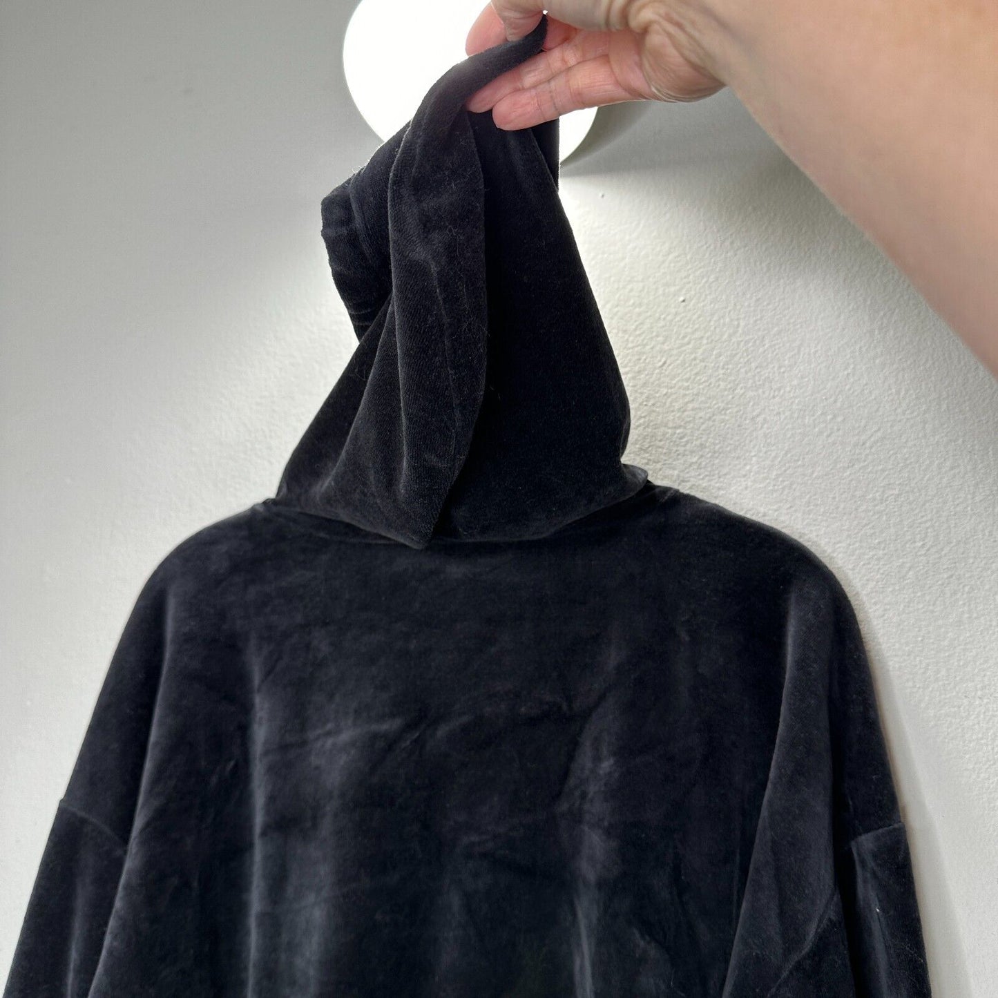 Juicy Couture Black Velour Long Sleeve Oversize Hoodie White Juicy Logo S