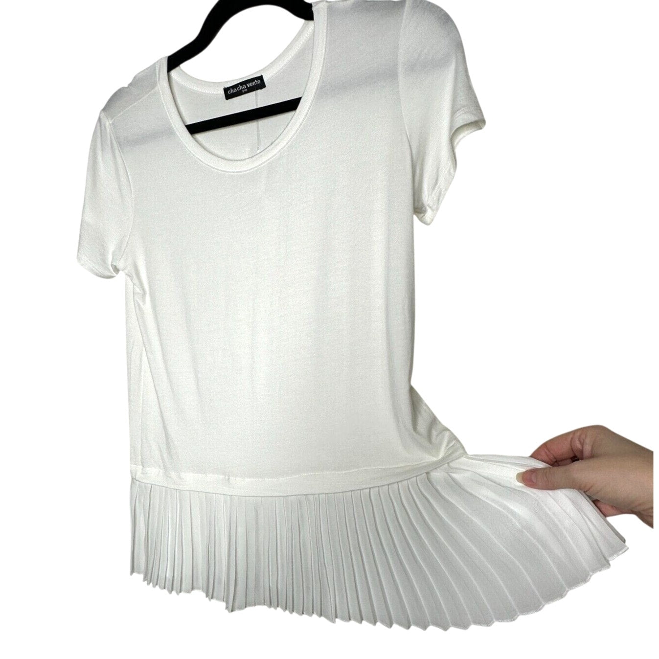 NWT Cha Cha Vente Ivory Sheer Pleated-Hem Short Sleeve Scoop Neck Blouse PM