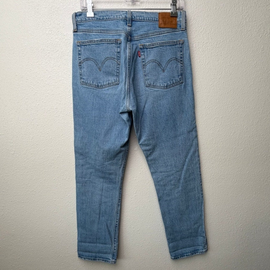 Levi's Wedgie Straight Button Fly Denim Jeans Women US 29