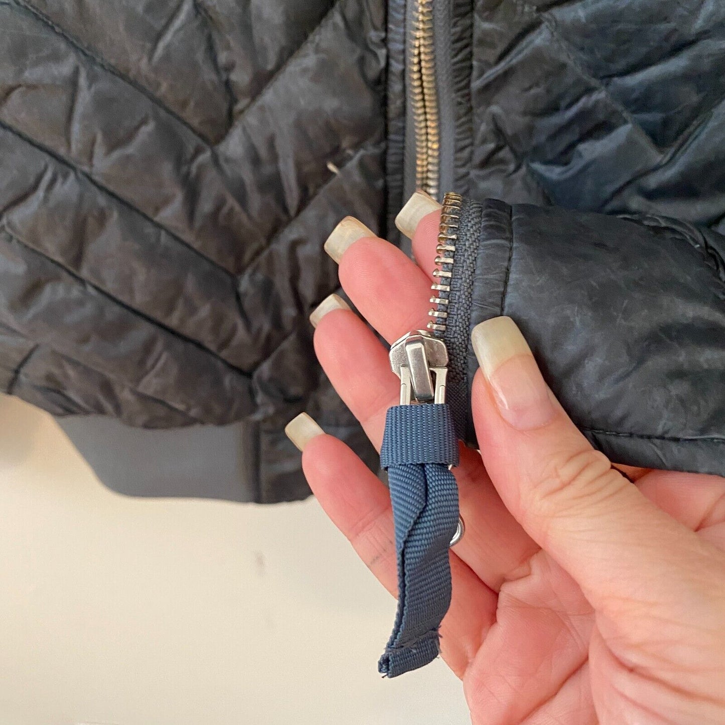 Blauer Nylolite Blue Gray Quilted Super Soft Down Zip Bomber Jacket Coat Medium