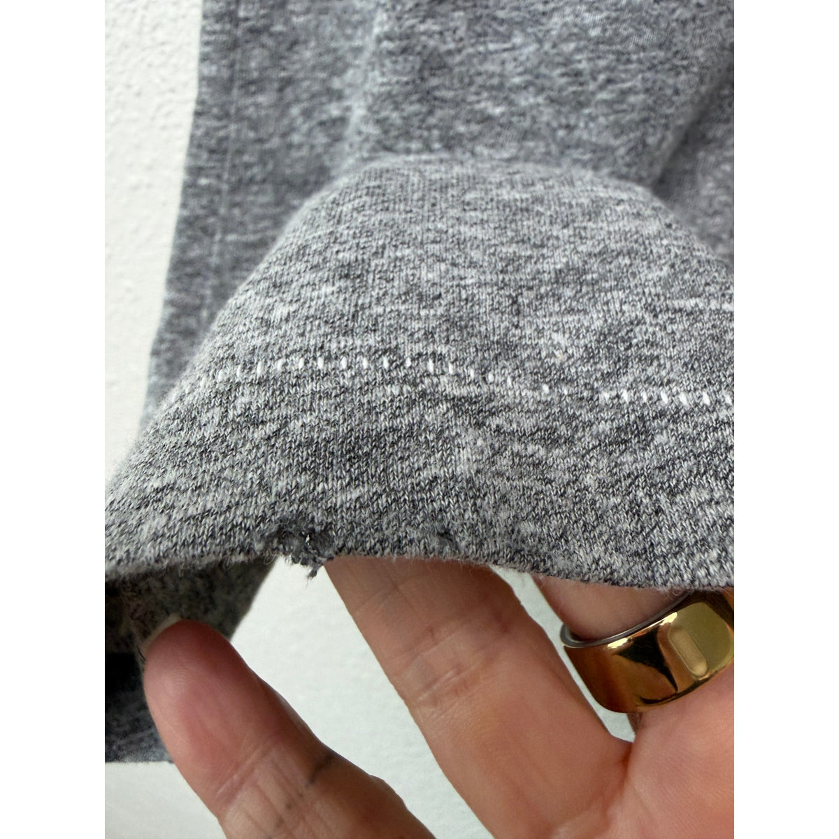 THE GREAT Gray Navy Heart Print T Shirt Women Size 0