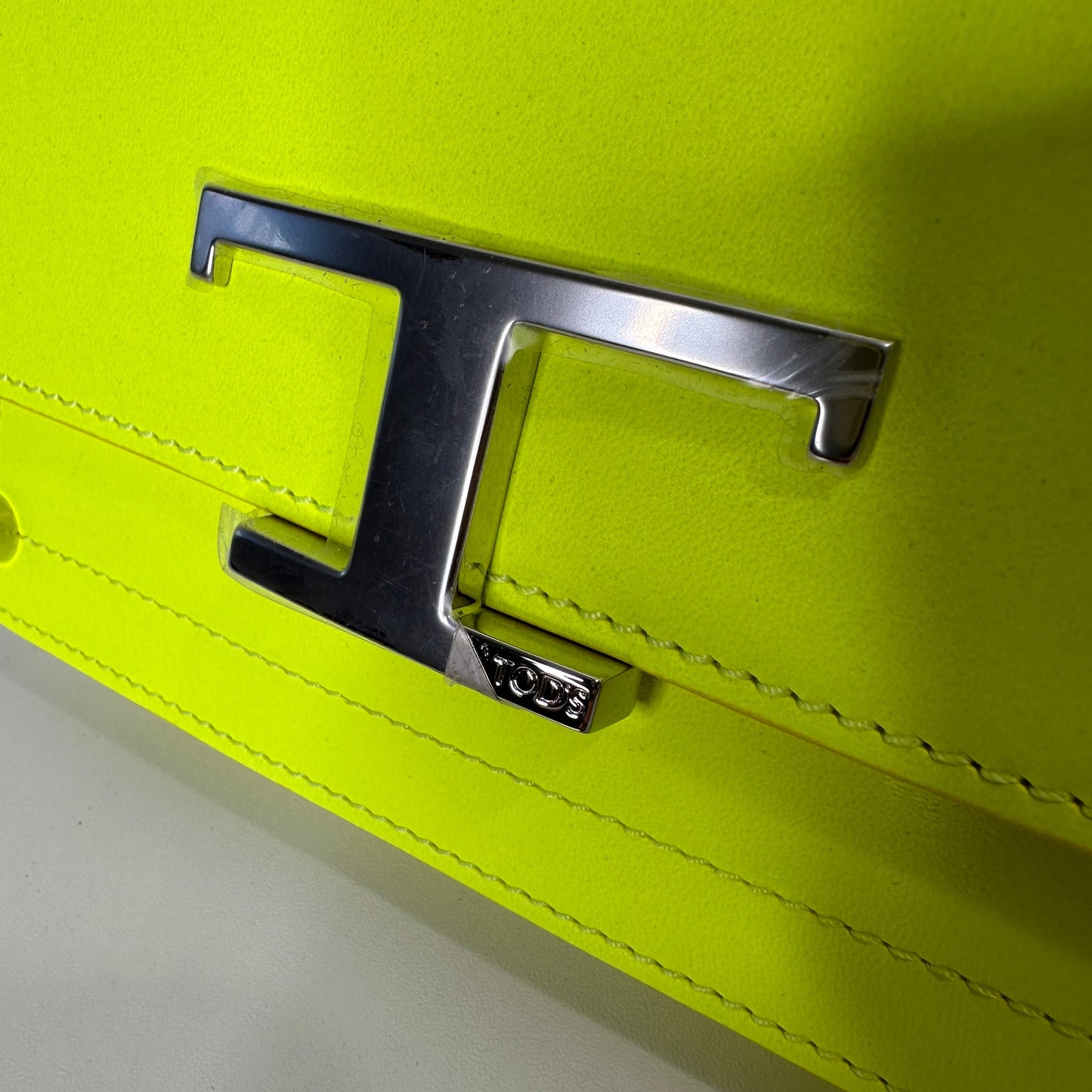NWT Tod's T Timeless Neon Yellow/Lime Leather Micro Belt Bag Purse