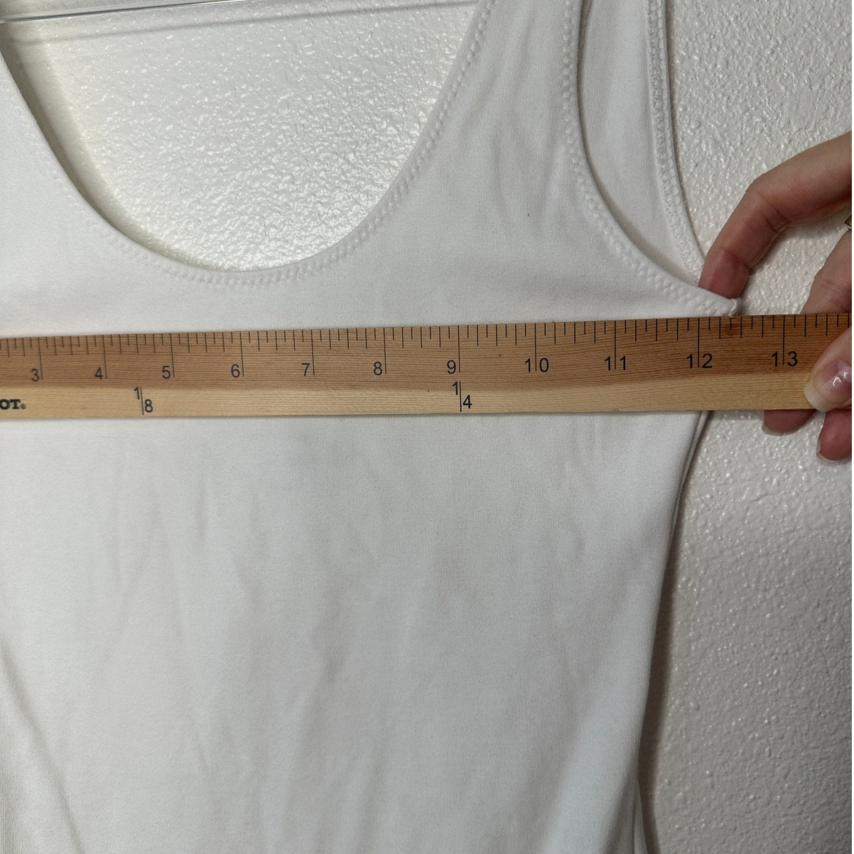 Wilfred Free White U-Neck Bodysuit XS Aritzia Minimalist Thin Stretch