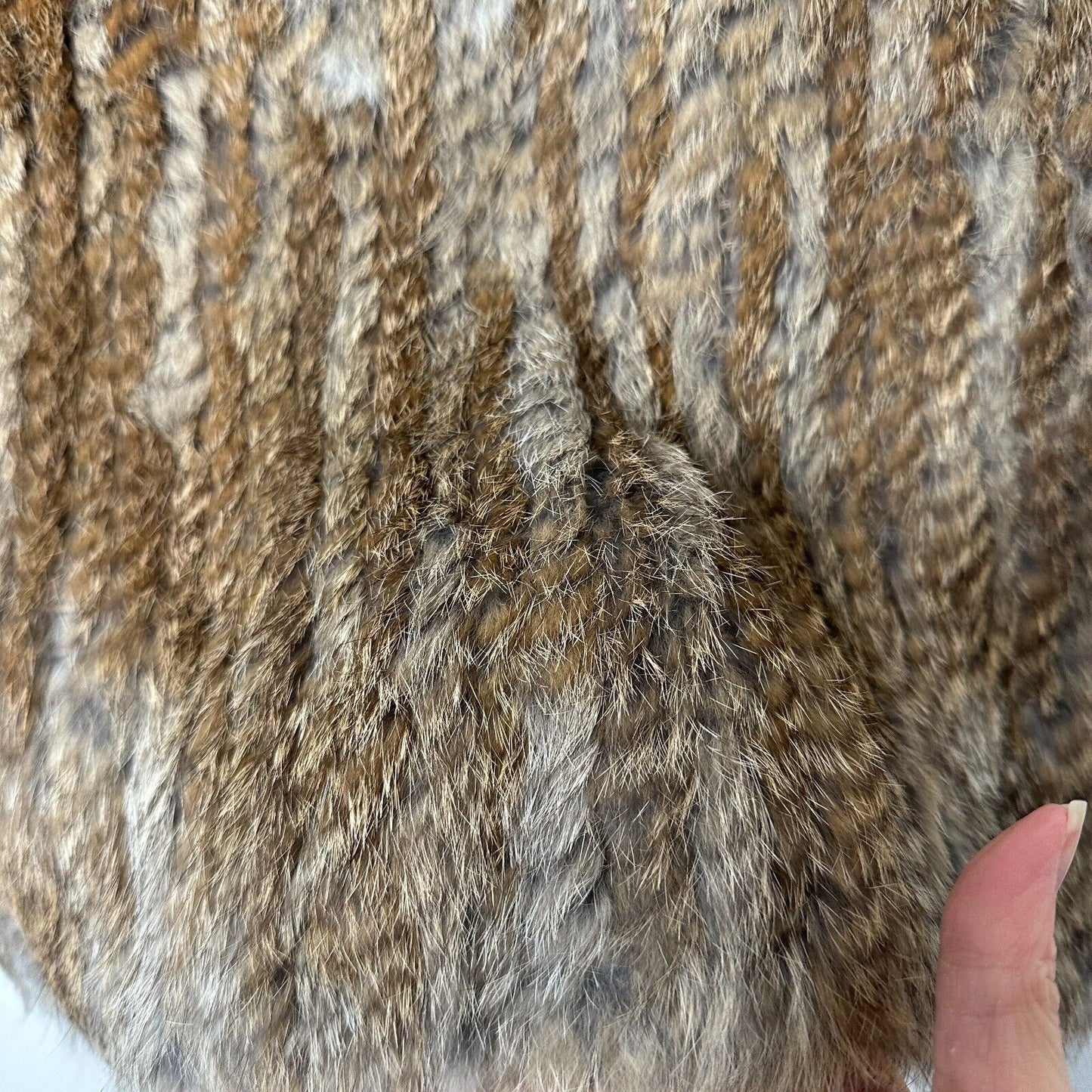 525 America Soft Luxe Genuine Rabbit Fur Sleeveless Open Vest Brown Cream Medium