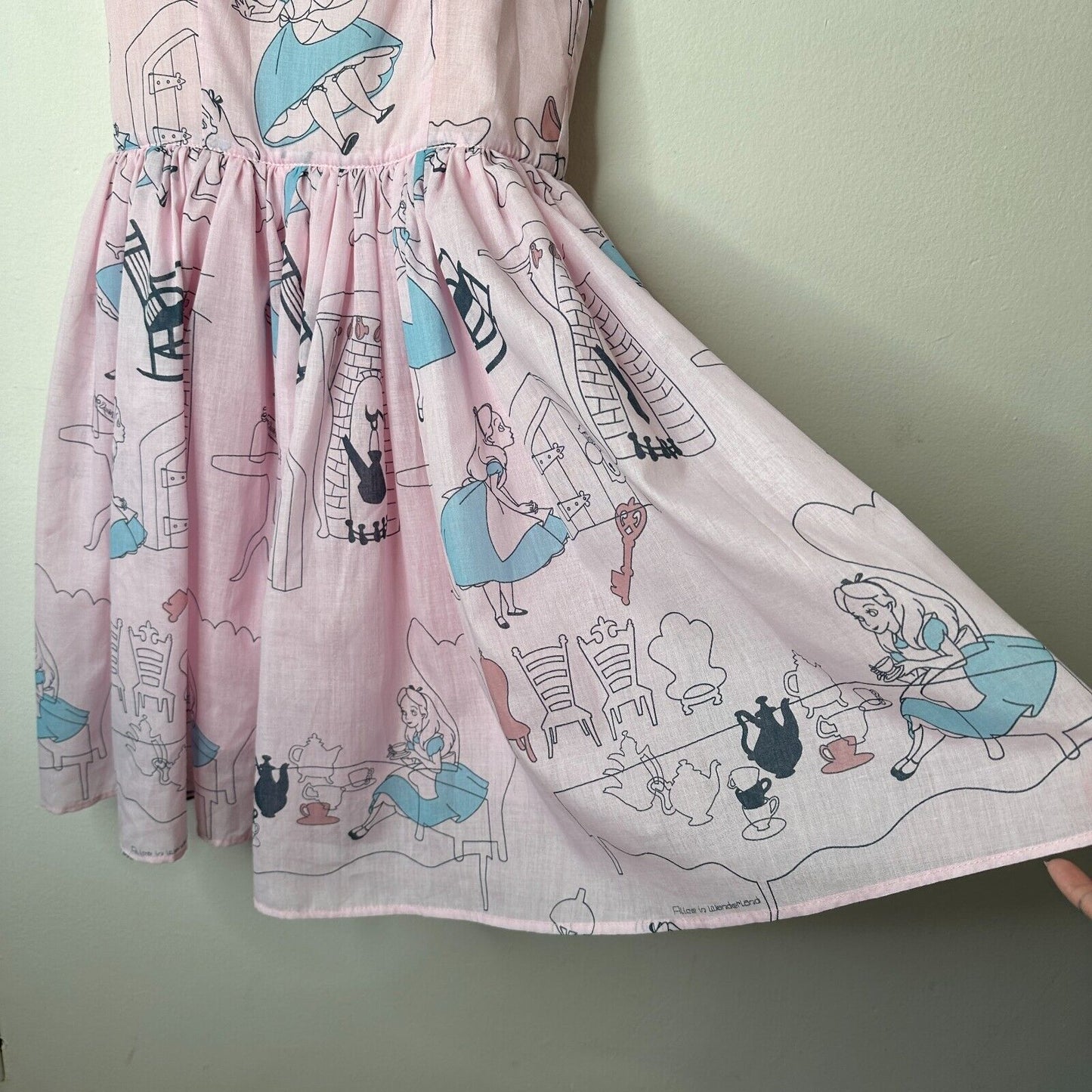 Cute Alice In Wonderland Print Pink & Blue Flowy Halter Top Apron Dress Zip SM