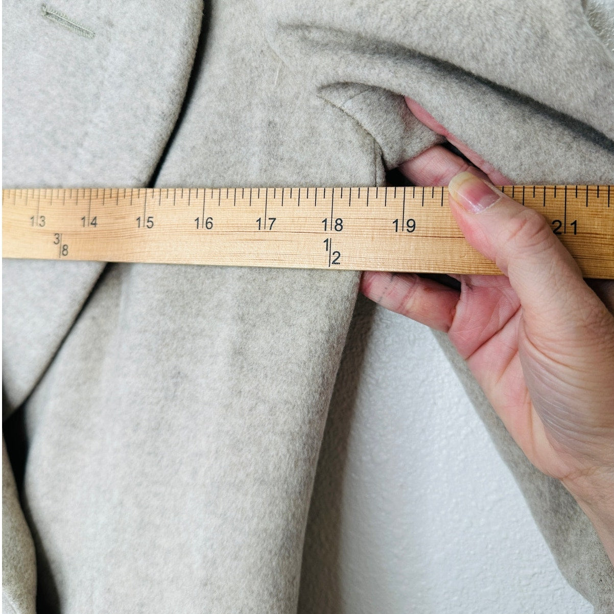 Alexander McQueen Taupe Cashmere Double Button Jacket 42 / 8