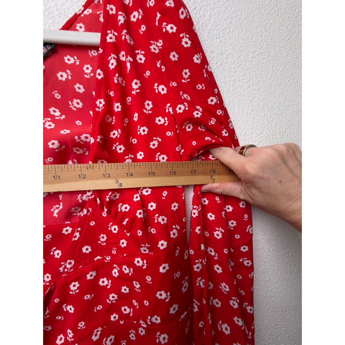ALEXACHUNG Red Floral Wrap Mini Dress Women US 2
