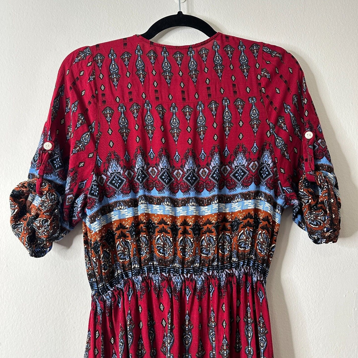 R. Vivimos VNeck Roll Tab Sleeve Button Front Paisley Dress Red Blue Multi Small