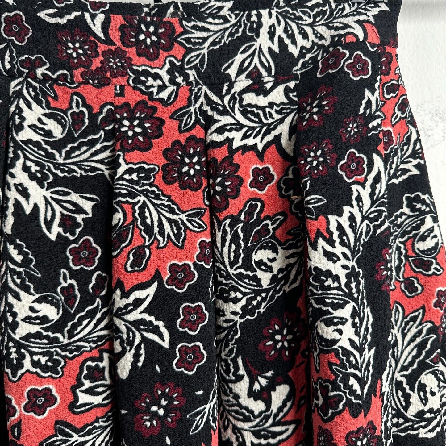 NWT H&M Flare Floral Print Peach Black & White Pleated Midi-Skirt Pockets 2